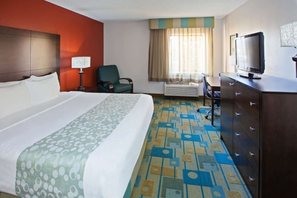 La Quinta Inn Ste Nashville AP (Nashville, Nashville)